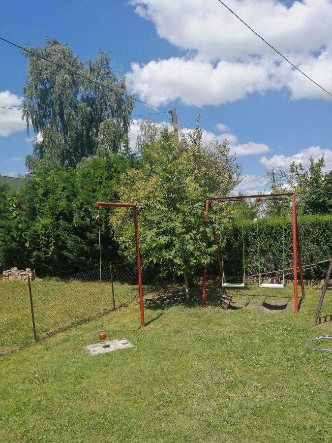 Kuckóz-lak Hotel Balatonmáriafürdő Kültér fotó