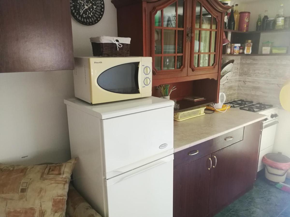 Kuckóz-lak Hotel Balatonmáriafürdő Kültér fotó